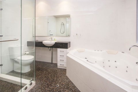 12/26 Yallingup Beach Road - Accommodation Georgetown 5