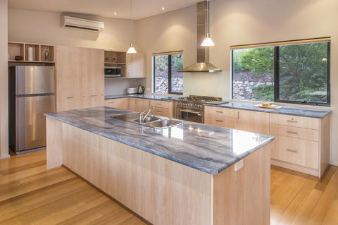 12/26 Yallingup Beach Road - Accommodation Georgetown 3