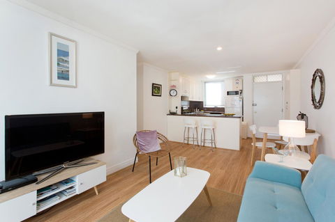 Ocean Breeze Apartment - Accommodation Georgetown 8