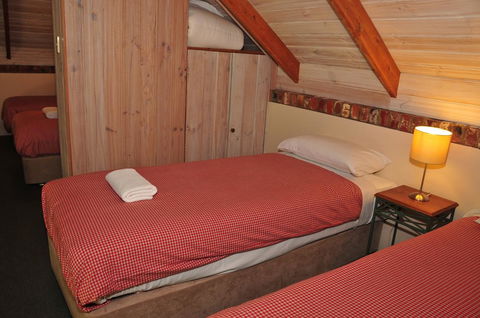 Waterfall Cottages - Accommodation Georgetown 16