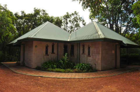 Waterfall Cottages - Accommodation Georgetown 23