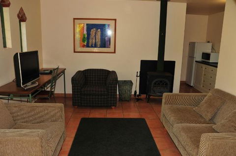 Waterfall Cottages - Accommodation Georgetown 6