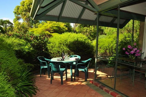 Waterfall Cottages - Accommodation Georgetown 7