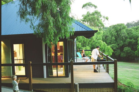Waterfall Cottages - Accommodation Georgetown 1
