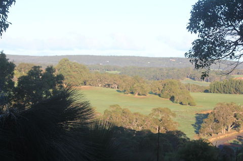 The Farmhouse - Accommodation Georgetown 13