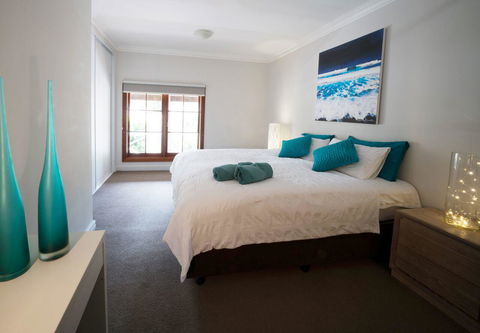 The Farmhouse - Accommodation Georgetown 5