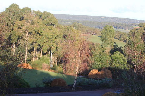 The Farmhouse - Accommodation Georgetown 11