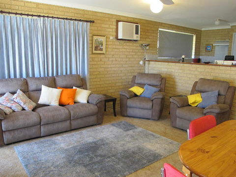 Kalbarri Riverfront Unit - Accommodation Georgetown 17