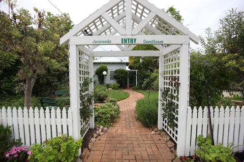Jacaranda Guest House - Accommodation Georgetown 0