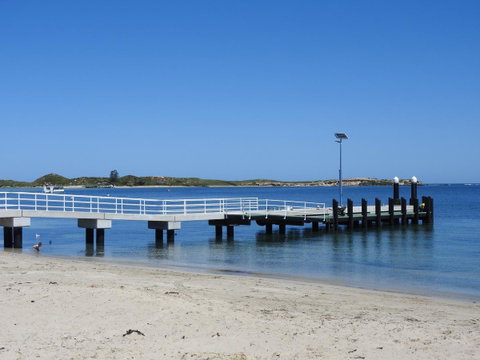 The Royal Dolphin Bed & Breakfast Safety Bay - Accommodation Georgetown 11