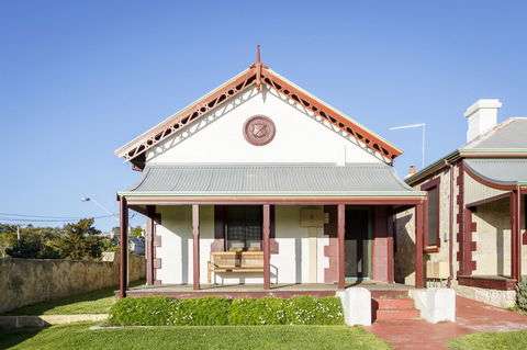 Fremantle Colonial Cottages - Accommodation Georgetown 4