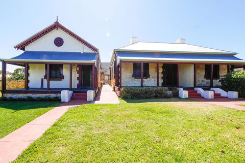 Fremantle Colonial Cottages - Accommodation Georgetown 0