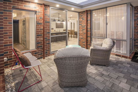 15 Cabot Close - Accommodation Georgetown 20