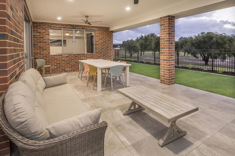 15 Cabot Close - Accommodation Georgetown 21