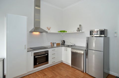 Albany Central Apartments - Accommodation Georgetown 4