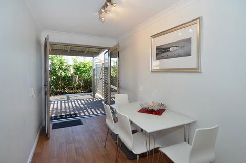 Albany Central Apartments - Accommodation Georgetown 1