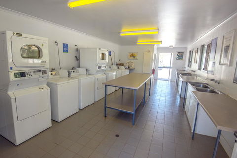 RAC Exmouth Cape Holiday Park - Accommodation Georgetown 14