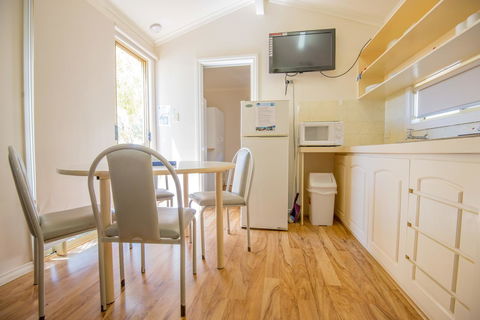RAC Exmouth Cape Holiday Park - Accommodation Georgetown 3