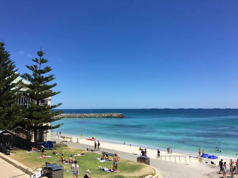SEA BREEZE â€“ Between Cottesloe Beach & Swan River - Accommodation Georgetown 14