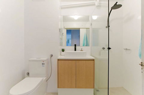 SEA BREEZE â€“ Between Cottesloe Beach & Swan River - Accommodation Georgetown 5