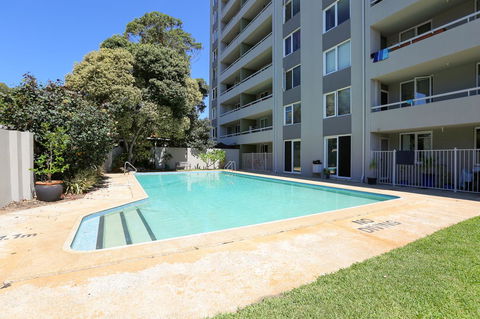 SEA BREEZE â€“ Between Cottesloe Beach & Swan River - Accommodation Georgetown 4