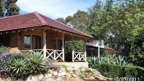 Eleebana Guest House - Accommodation Georgetown 17