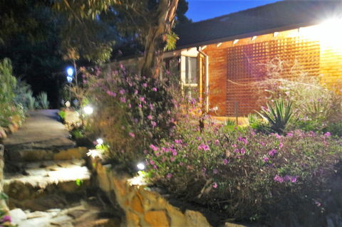 Eleebana Guest House - Accommodation Georgetown 38
