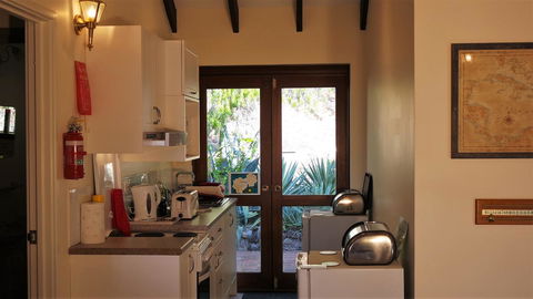 Eleebana Guest House - Accommodation Georgetown 20
