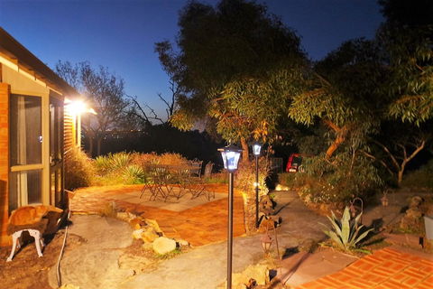 Eleebana Guest House - Accommodation Georgetown 36