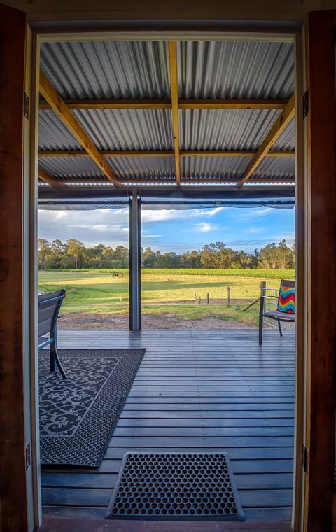 Windfall Estate Vineyard Cottage - Accommodation Georgetown 3