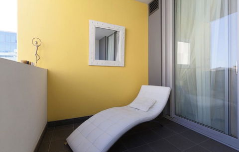 Perth Luxury City Apartment- Free Parking - Accommodation Georgetown 13