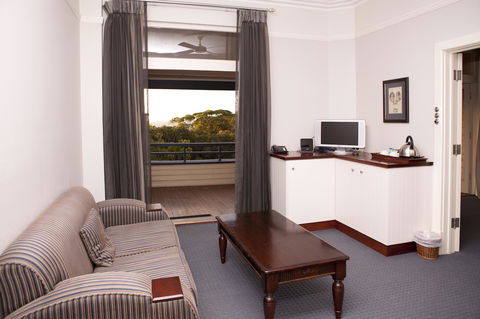 Caves House Hotel & Apartments Yallingup - Accommodation Georgetown 28