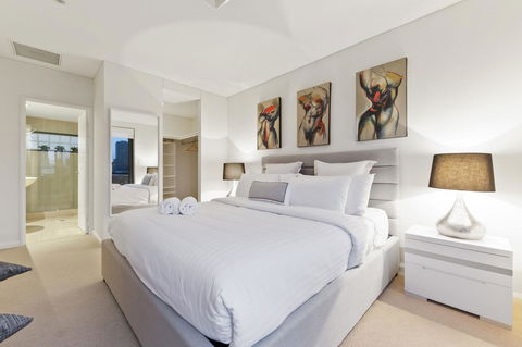 The Executive Penthouse - Accommodation Georgetown 8