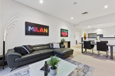 The Executive Penthouse - Accommodation Georgetown 2