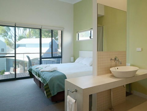 Footprints Preston Beach - Accommodation Georgetown 21