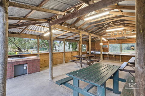 Gracetown Caravan Park - Accommodation Georgetown 2