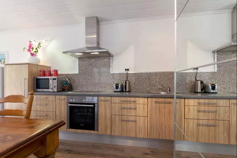 Laneway Studio, Heart Of Fremantle - Accommodation Georgetown 4