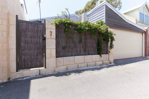Laneway Studio, Heart Of Fremantle - Accommodation Georgetown 12