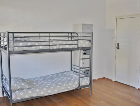 The Hive Hostel - Traveler Friendly, Passport Only - Accommodation Georgetown 35