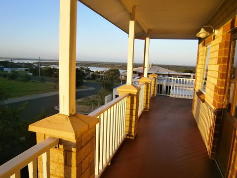 Baywatch Retreat Augusta - Accommodation Georgetown 26