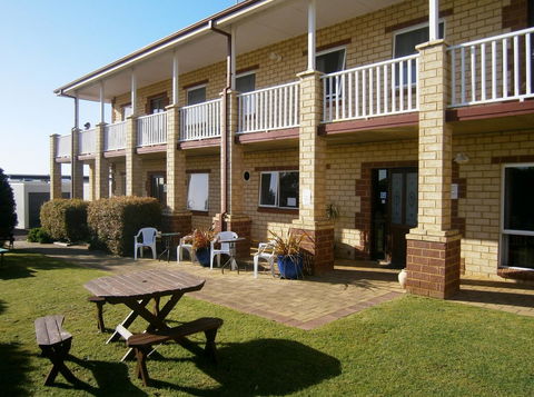 Baywatch Retreat Augusta - Accommodation Georgetown 0