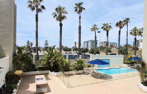 Sandcastles Beachfront Luxury Retreat Apartment - Accommodation Georgetown 25