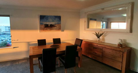 Sandcastles Beachfront Luxury Retreat Apartment - Accommodation Georgetown 20