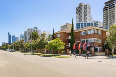 Light Bright, Quality River Views! Free Parking - Accommodation Georgetown 38
