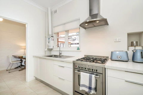 Light Bright, Quality River Views! Free Parking - Accommodation Georgetown 39