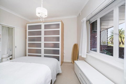 Light Bright, Quality River Views! Free Parking - Accommodation Georgetown 27
