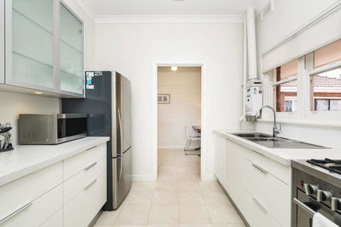 Light Bright, Quality River Views! Free Parking - Accommodation Georgetown 24