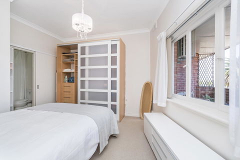 Light Bright, Quality River Views! Free Parking - Accommodation Georgetown 11