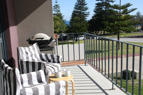 Cottesloe Beach On Napier - Accommodation Georgetown 1