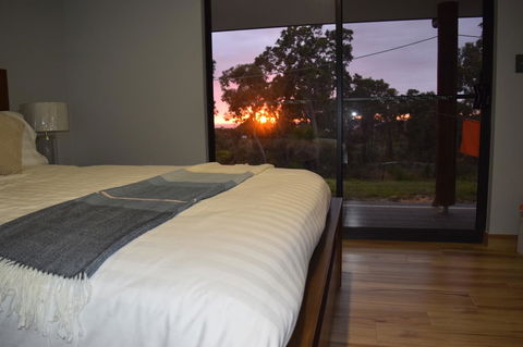 Eagle Bay House - Accommodation Georgetown 9